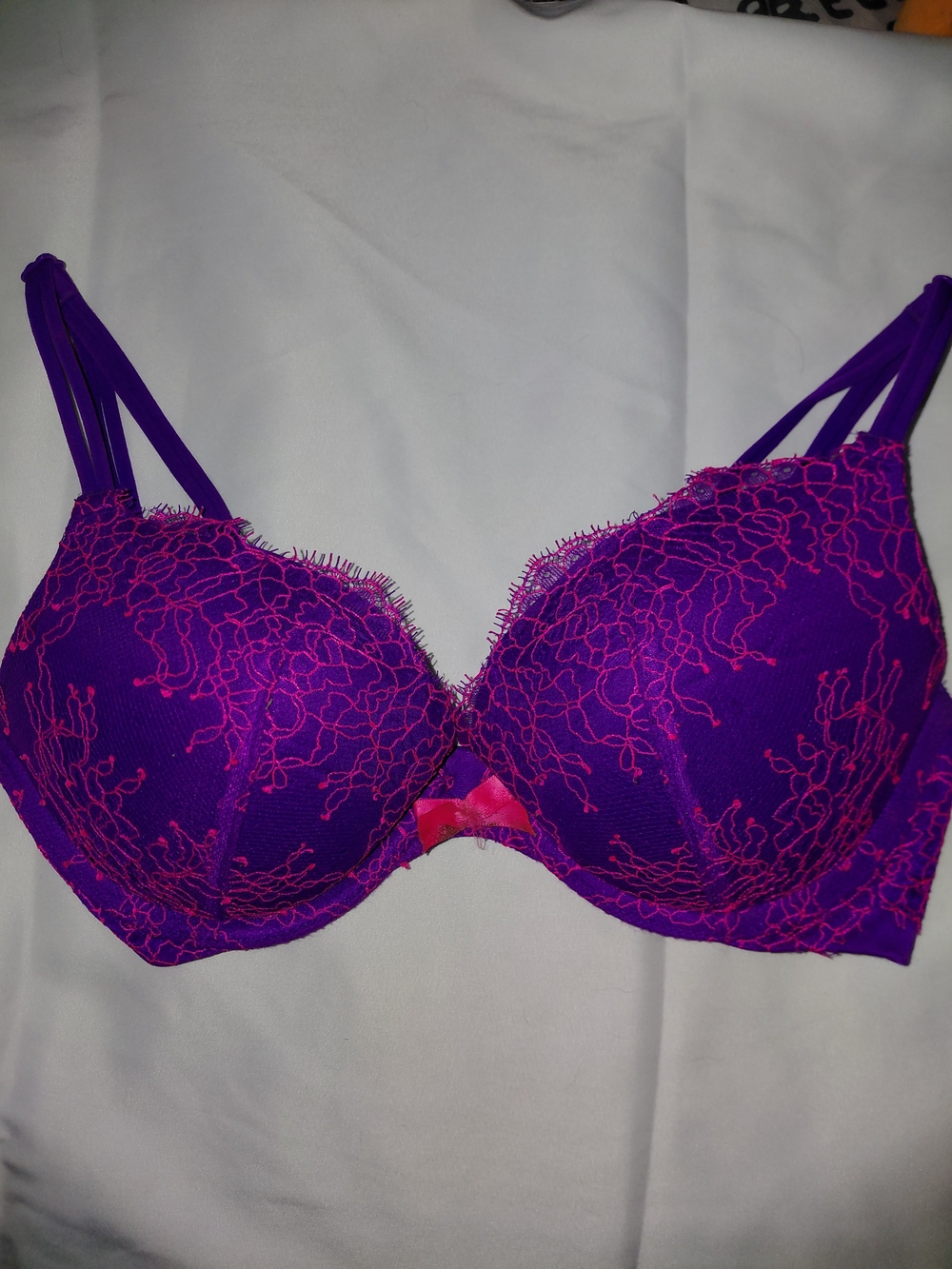 Victoria's Secret Very Sexy Purple Pushup Bra with Pink Detail 32C